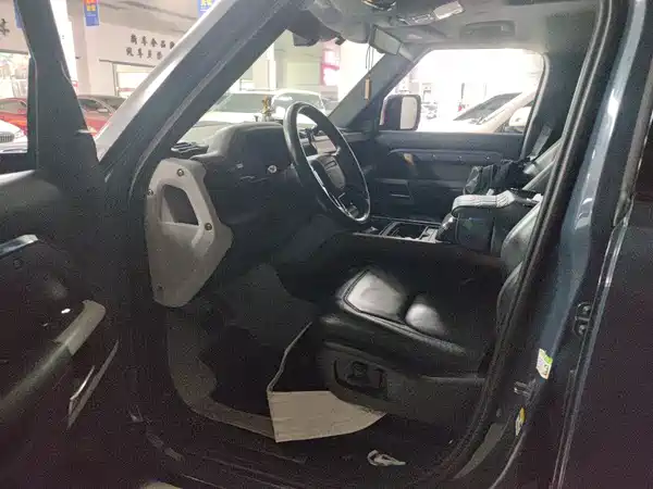 Land Rover Defender 2022, фото 6