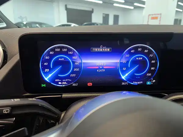Mercedes-Benz EQA 2024, фото 9