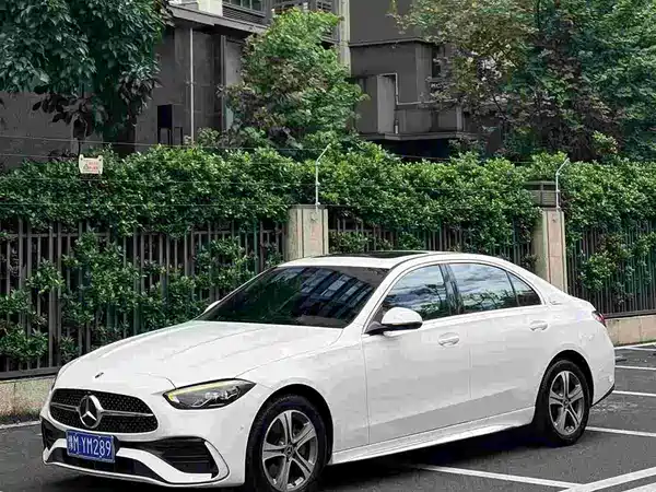 Mercedes-Benz C-Class 2022