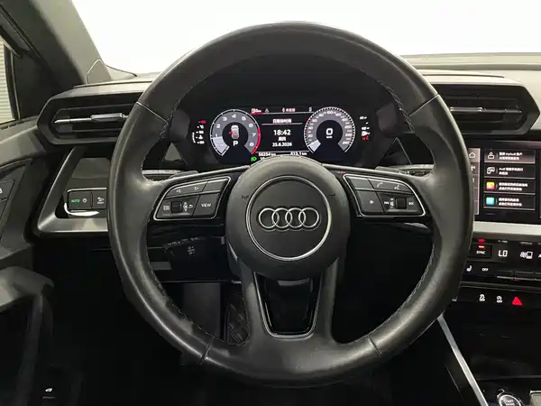 Audi A3 2022, фото 5