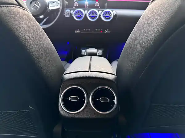 Mercedes-Benz A-Class 2022, фото 11
