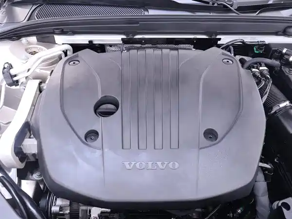 Volvo S60 2023, фото 23