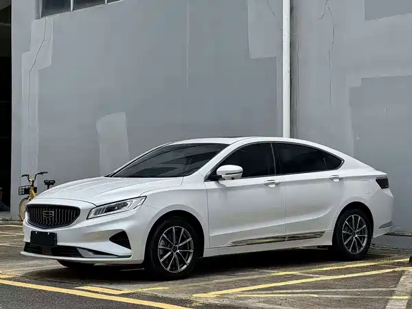 Geely Emgrand GT 2021