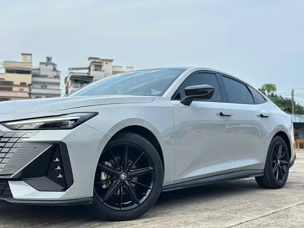 Changan UNI-V 2022, фото 6