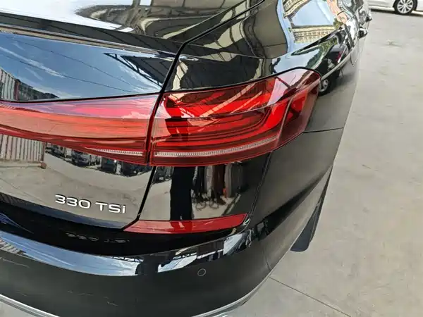 Volkswagen Passat 2023, фото 7