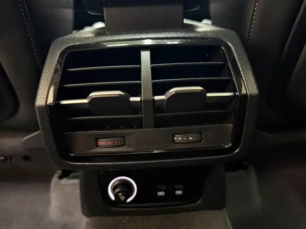 Audi Q3 2023, фото 19