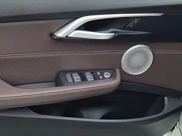 BMW 1 Series 2023, фото 18