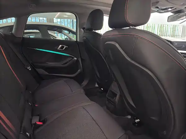 BMW 2 Series 2023, фото 14