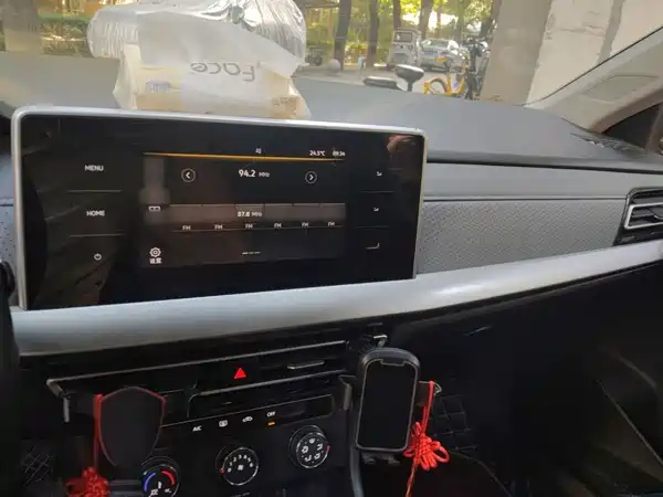 Volkswagen Lavida 2023, фото 5