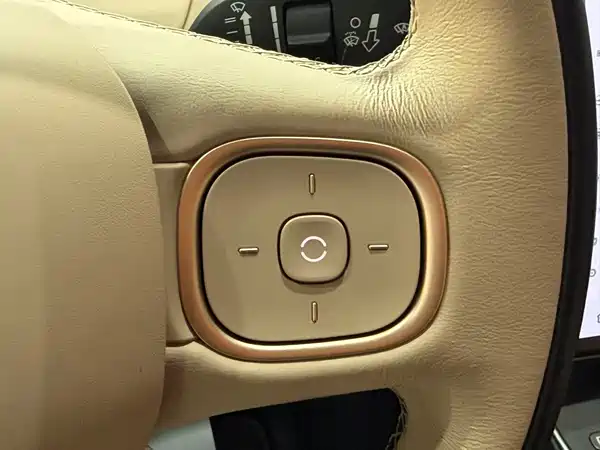 NIO ET5 2022, фото 11