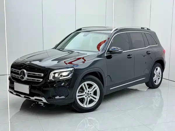 Mercedes-Benz GLB 2023
