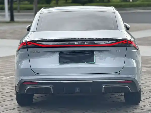 Geely Galaxy L6 2023, фото 4