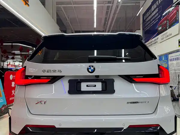 BMW X1 2023, фото 6