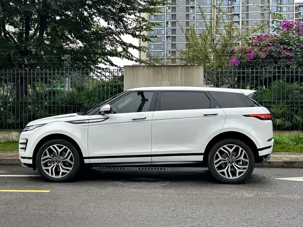 Land Rover Range Rover Evoque 2022, фото 9
