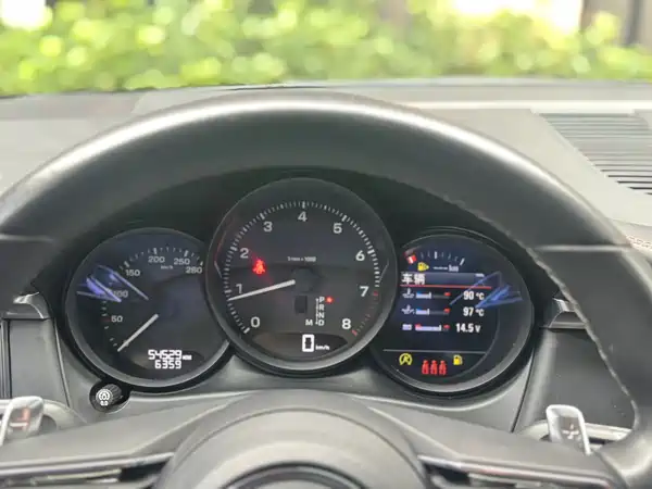 Porsche Macan 2022, фото 7