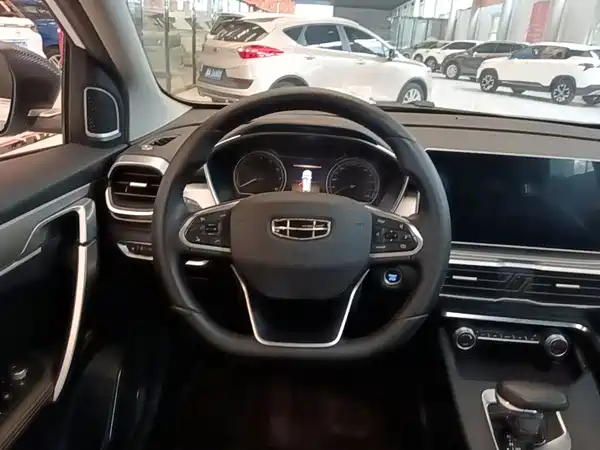 Geely Coolray 2023, фото 10