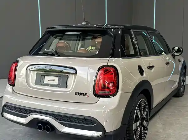 MINI 2023, фото 6