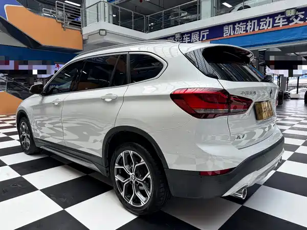 BMW X1 2022, фото 5