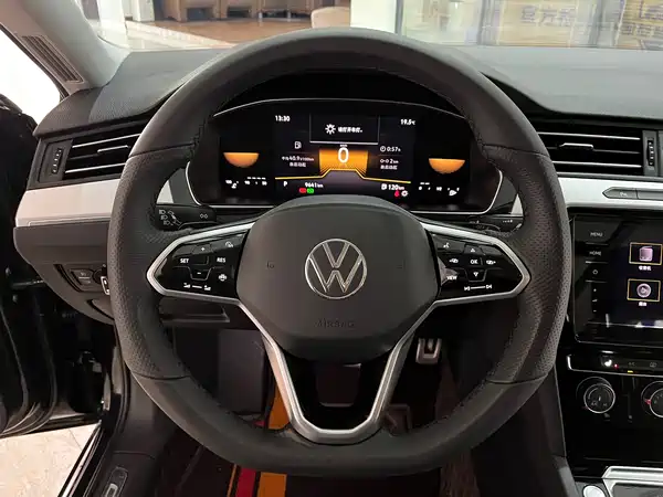Volkswagen Magotan 2023, фото 12