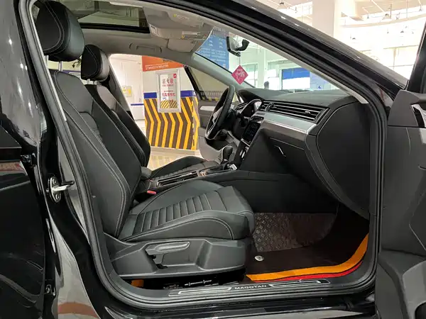Volkswagen Magotan 2023, фото 11