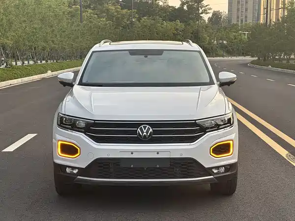 Volkswagen T-ROC 2022, фото 2