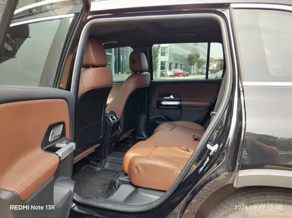 Mercedes-Benz GLB 2023, фото 11