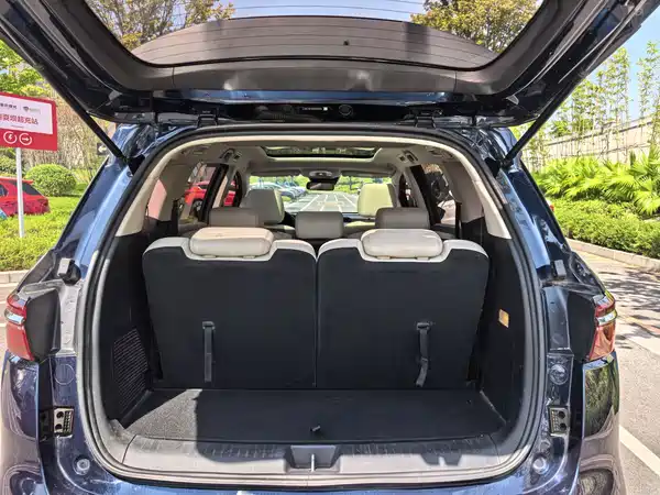 BYD Song MAX DM-i 2022, фото 16