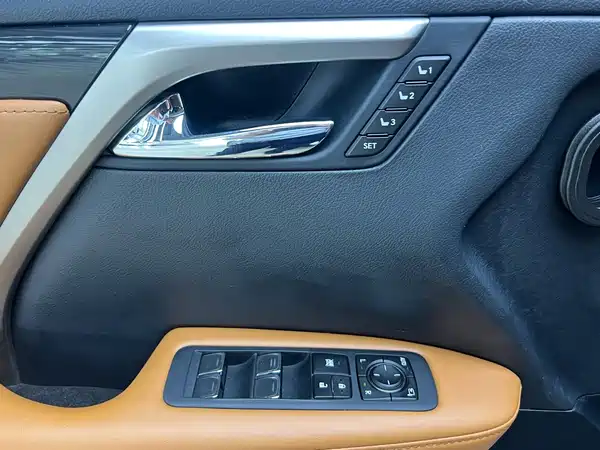 Lexus RX 2020, фото 20