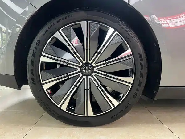 Toyota bZ7 2026, фото 29