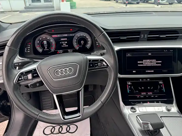 Audi A6L 2024, фото 14