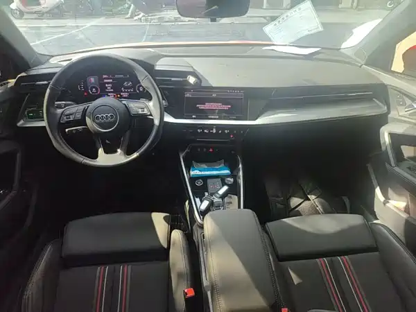 Audi A3 2023, фото 10