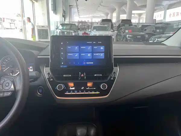 Toyota Corolla 2021, фото 21