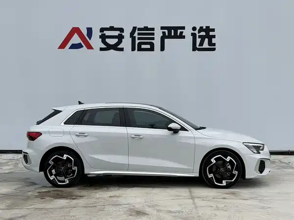 Audi A3 2023, фото 7