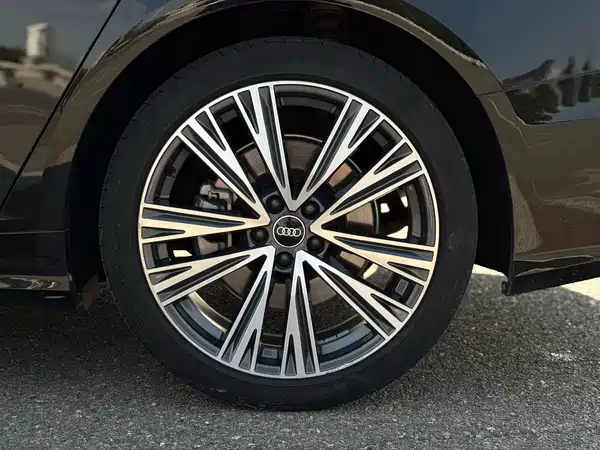 Audi A6L 2022, фото 20