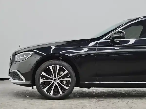 Mercedes-Benz E-Class PHEV 2022, фото 28