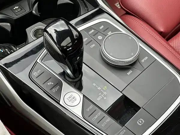 BMW 3 Series 2022, фото 15