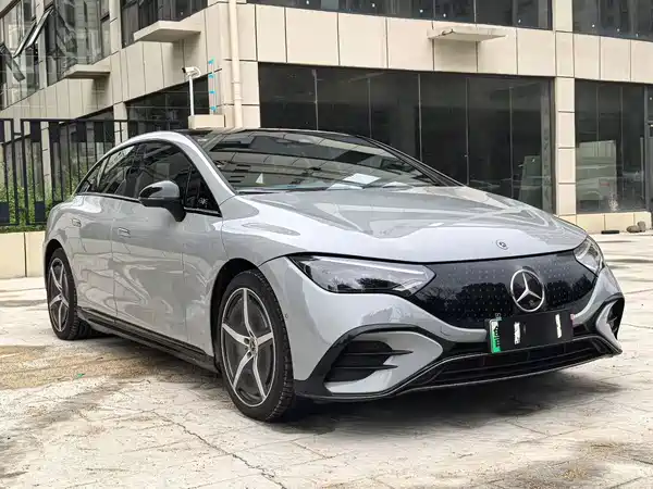 Mercedes-Benz EQE 2022, фото 3