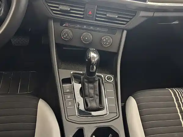 Volkswagen Bora 2024, фото 16