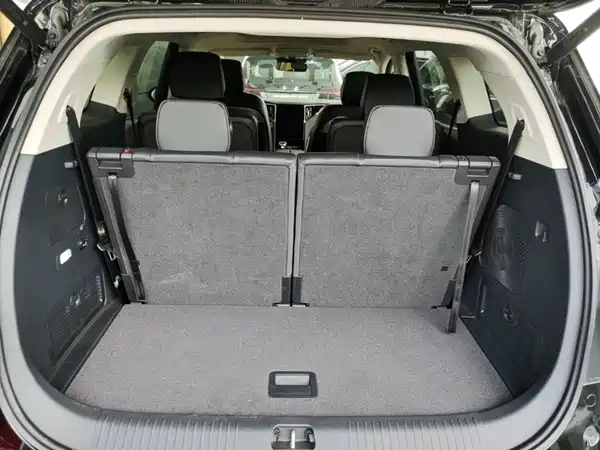 Hongqi HS7 PHEV 2024, фото 19