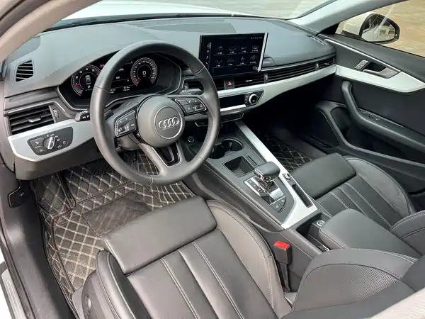 Audi A4L 2024, фото 3