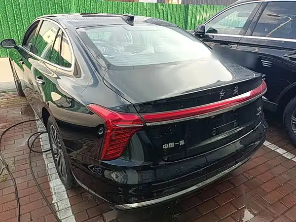 Hongqi H5 2025, фото 4