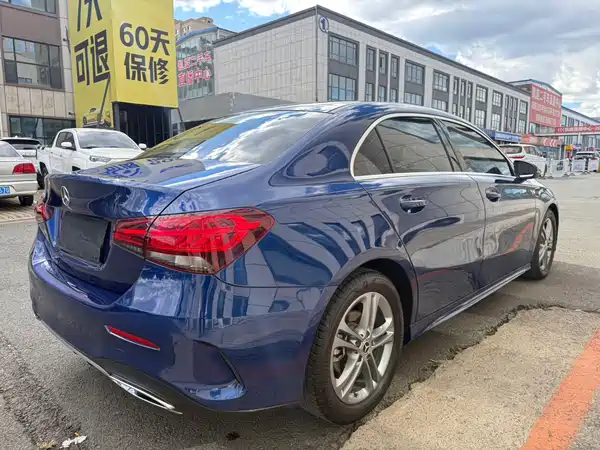 Mercedes-Benz A-Class 2022, фото 4