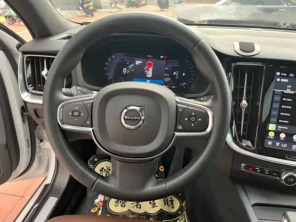 Volvo S60 2023, фото 18