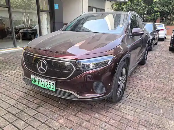 Mercedes-Benz EQA 2023