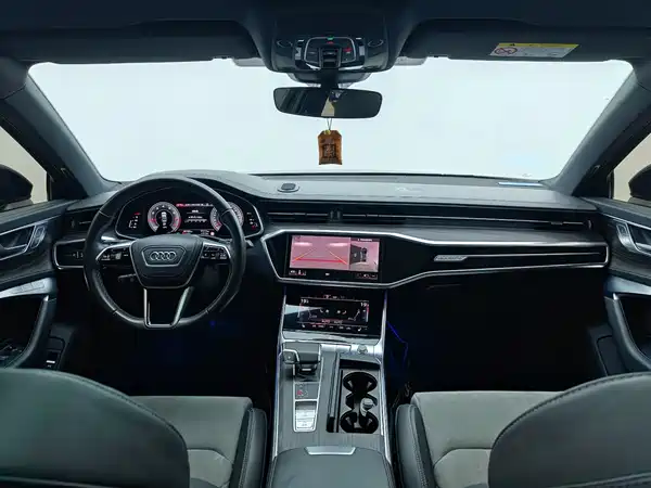 Audi A6L 2024, фото 19