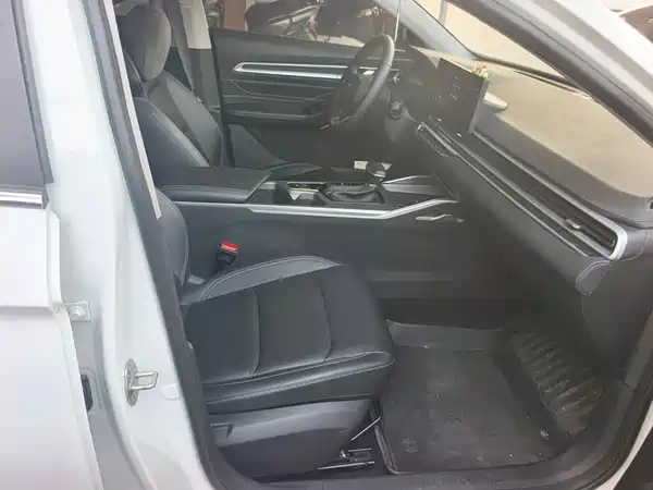 Geely Emgrand 2023, фото 8