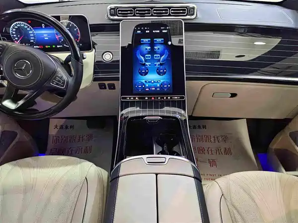 Mercedes-Benz Vito 2023, фото 12