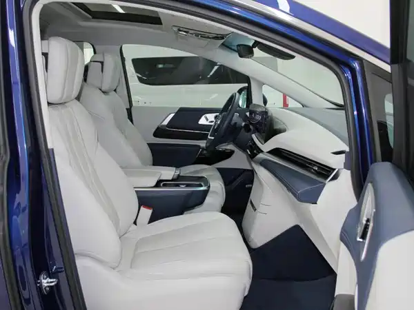 Buick Century 2023, фото 11