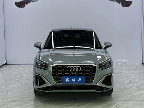 Audi Q2L 2022, фото 2
