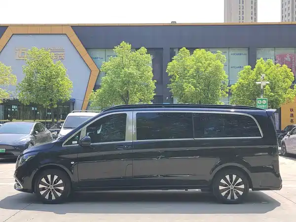 Mercedes-Benz Vito 2023, фото 7